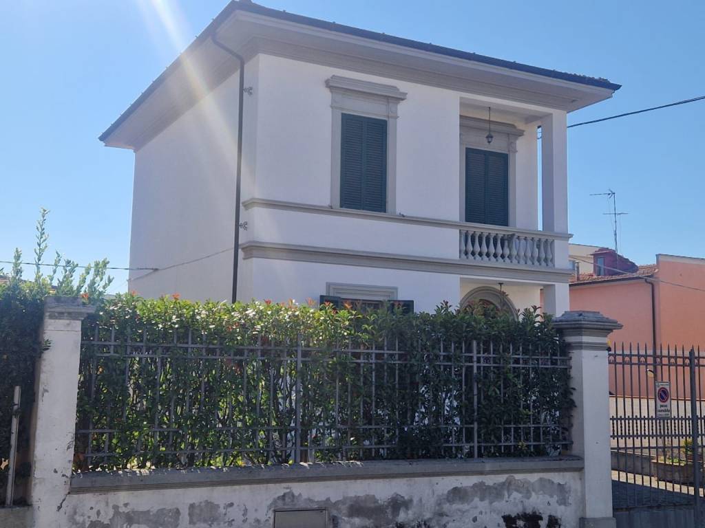 casa indipendente in vendita a Pisa in zona Pratale / Don Bosco