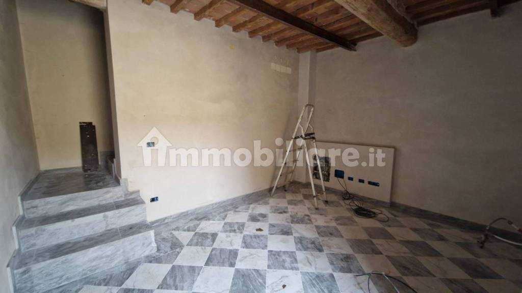 appartamento in vendita a Pisa in zona Lungarni