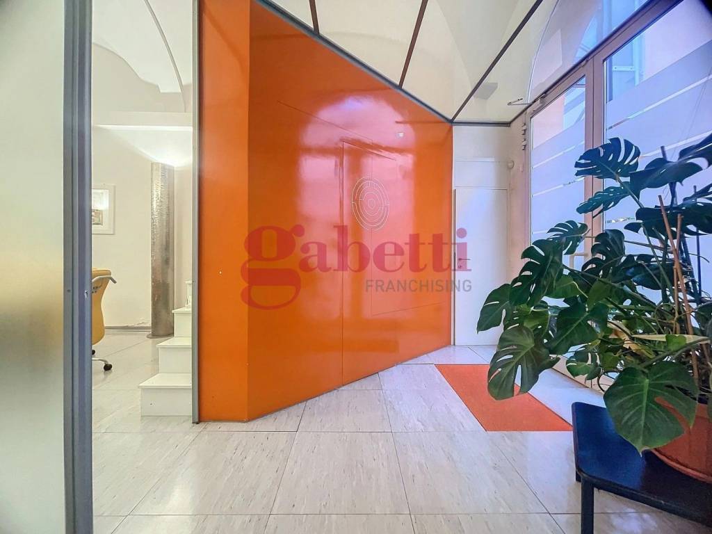 negozio in vendita a Pisa in zona Centro Storico