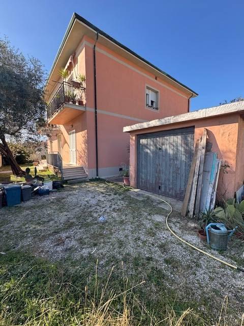 appartamento in vendita a Pisa in zona Quartiere San Giusto