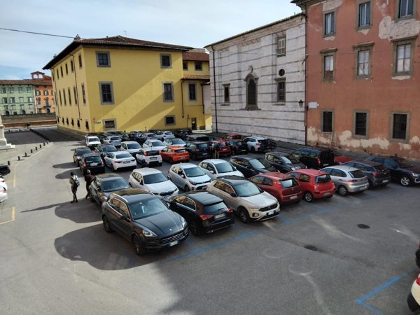 ufficio in vendita a Pisa in zona Centro Storico