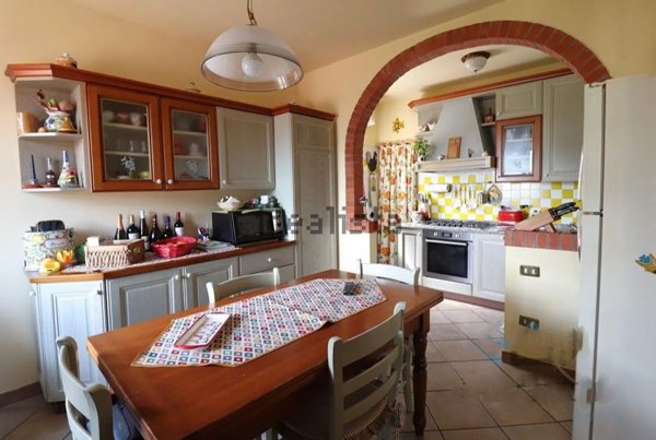 casa indipendente in vendita a Pisa