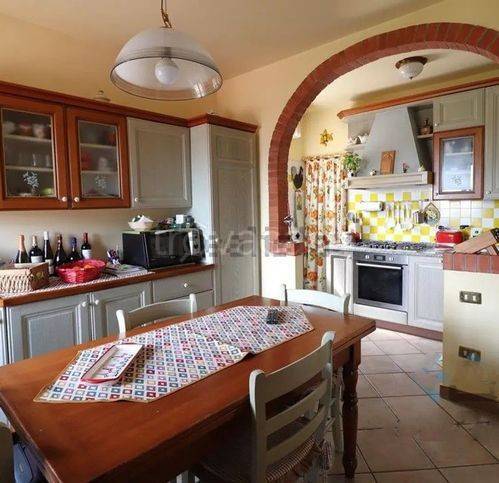 casa indipendente in vendita a Pisa in zona La Vettola