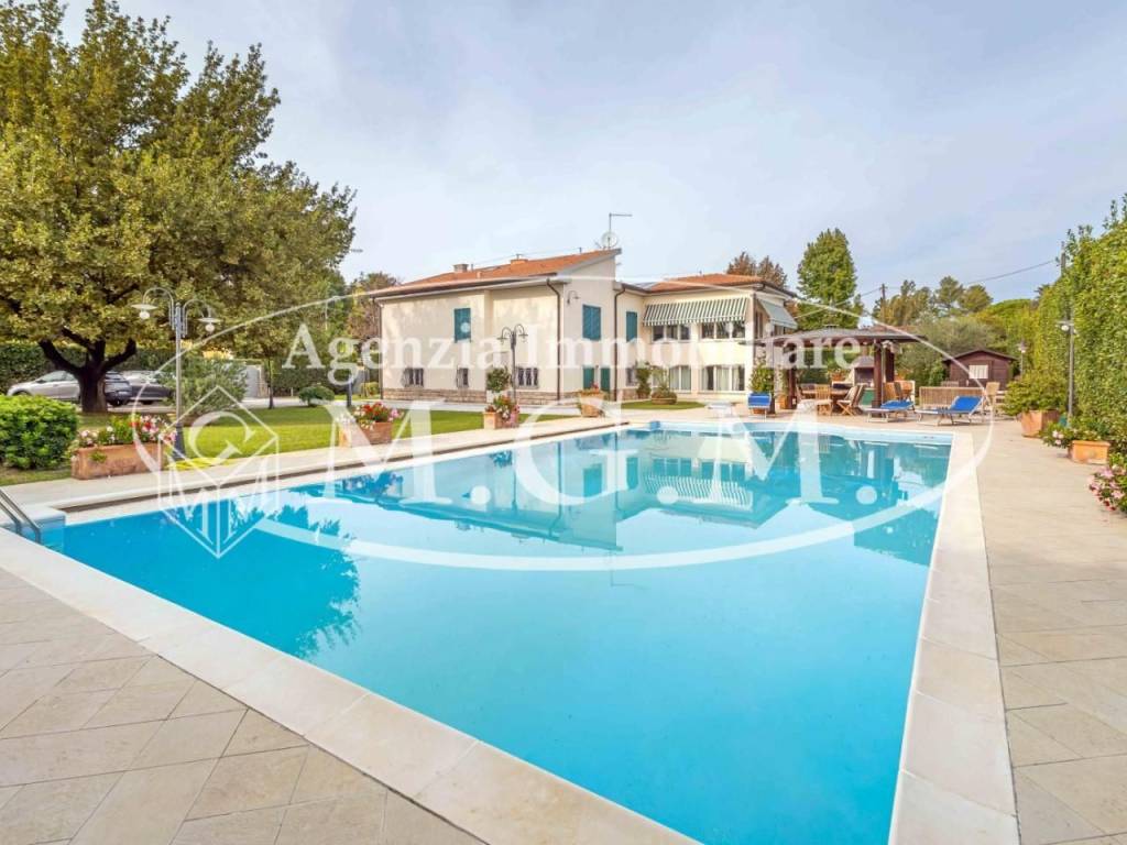 casa indipendente in vendita a Pisa in zona Barbaricina