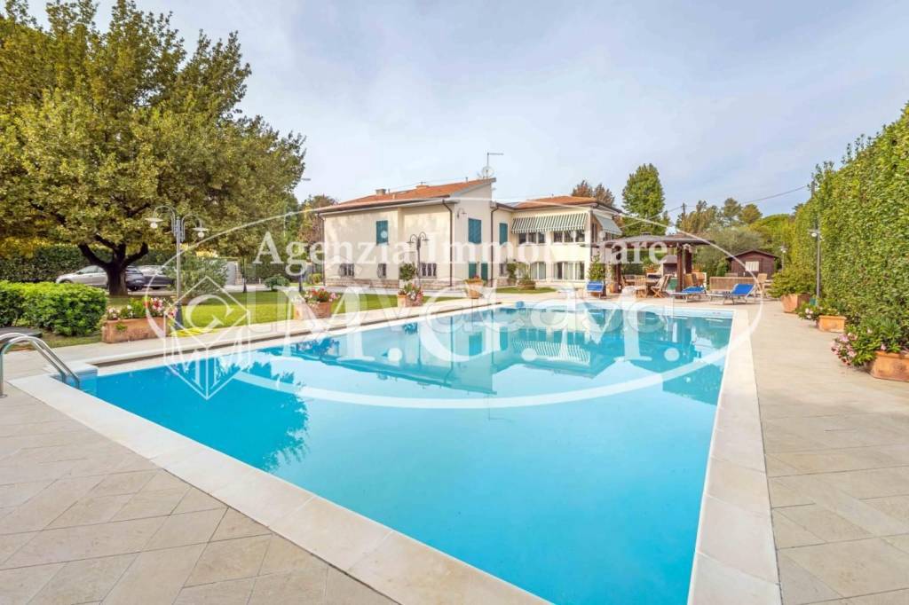 casa indipendente in vendita a Pisa in zona Barbaricina