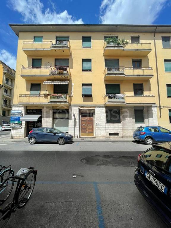 appartamento in vendita a Pisa in zona Stazione