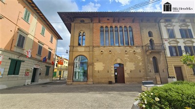 ufficio in vendita a Pisa in zona Centro Storico
