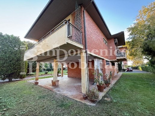 casa indipendente in vendita a Pisa in zona Centro Storico