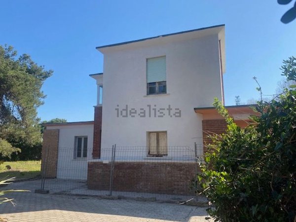 casa indipendente in vendita a Pisa in zona Calambrone