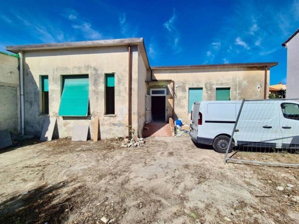 casa indipendente in vendita a Pisa in zona Putignano
