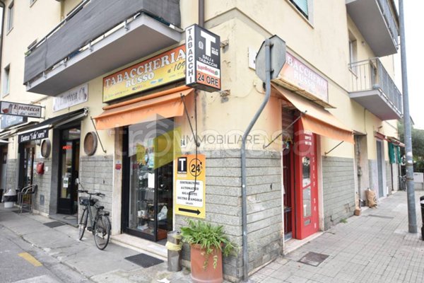 negozio in vendita a Pisa in zona Porta a Lucca