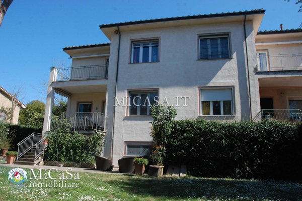 casa indipendente in vendita a Pisa in zona Tirrenia