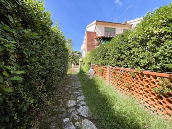 appartamento in vendita a Pisa in zona Tirrenia