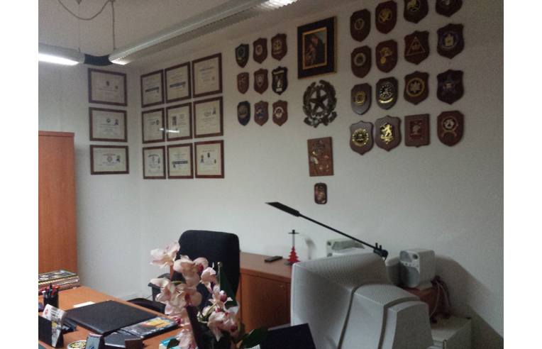 ufficio in vendita a Pisa in zona Marina di Pisa