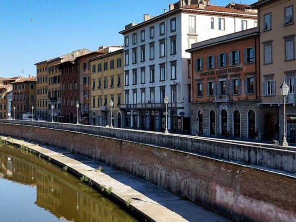 appartamento in vendita a Pisa in zona Lungarni