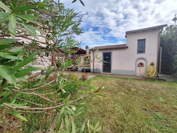 casa indipendente in vendita a Pisa in zona Centro Storico