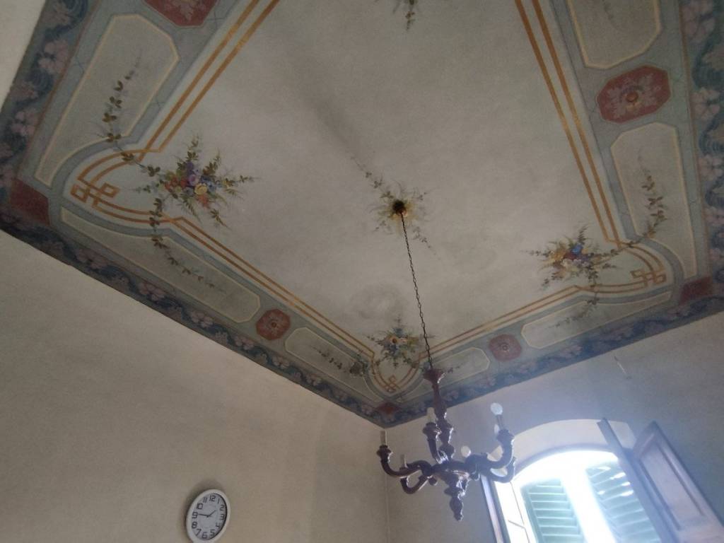 casa indipendente in vendita a Pisa in zona Riglione