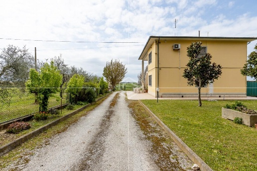 casa indipendente in vendita a Pisa in zona Coltano
