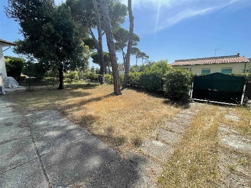 casa indipendente in vendita a Pisa in zona Tirrenia