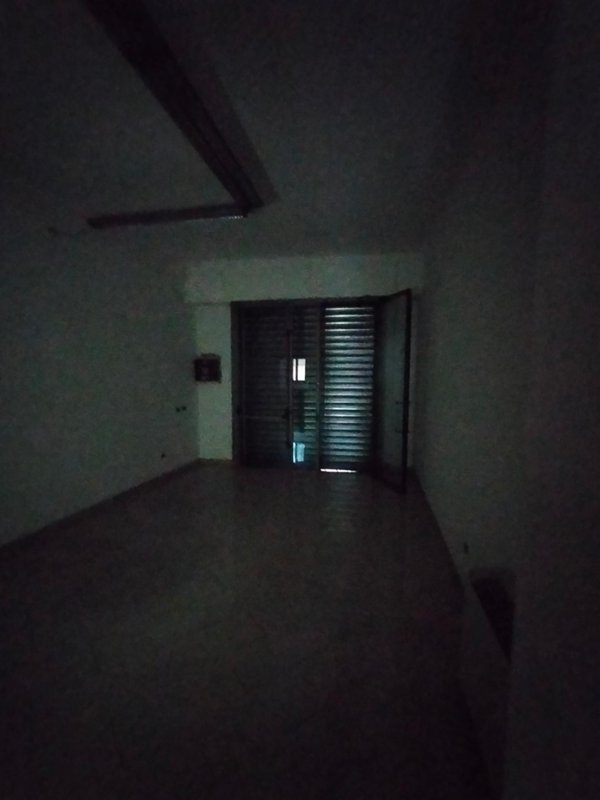 locale commerciale in vendita a Pisa in zona Quartiere San Francesco