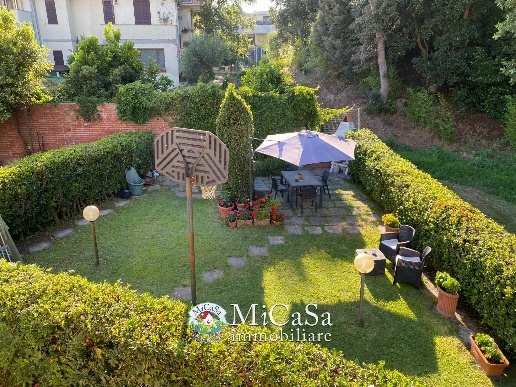 casa indipendente in vendita a Pisa in zona Tirrenia