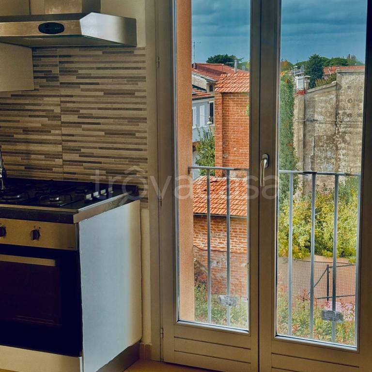 appartamento in vendita a Pisa in zona Oratoio