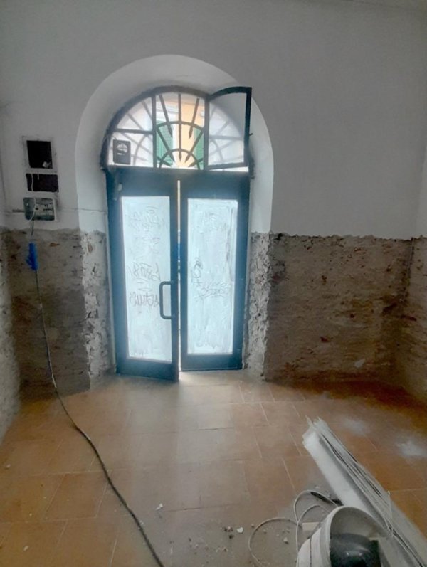 locale commerciale in vendita a Pisa in zona Centro Storico