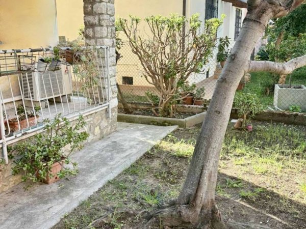 casa indipendente in vendita a Pisa in zona Le Piagge