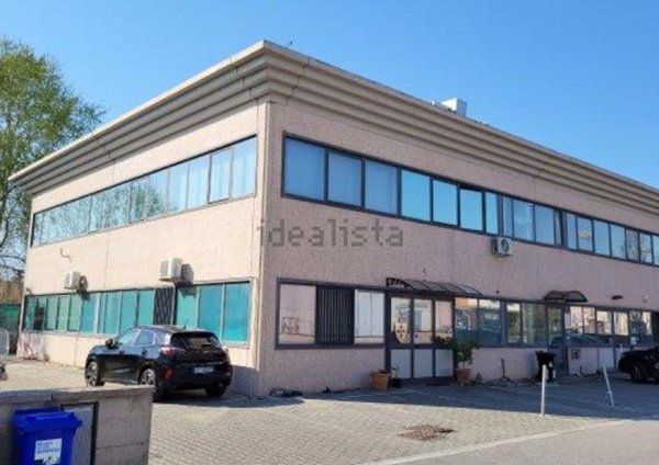 ufficio in vendita a Pisa