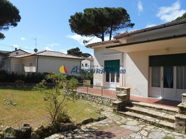 casa indipendente in vendita a Pisa in zona Tirrenia