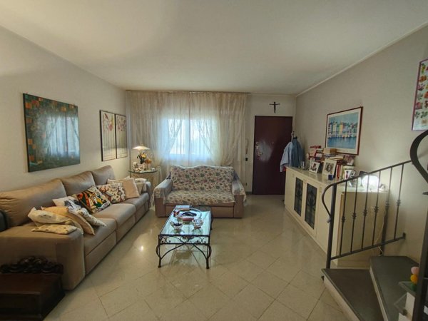 casa indipendente in vendita a Pisa in zona La Vettola