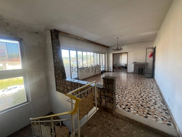 casa indipendente in vendita a Pisa in zona Tirrenia