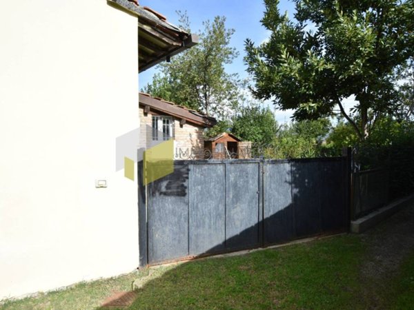 casa indipendente in vendita a Pisa in zona Oratoio