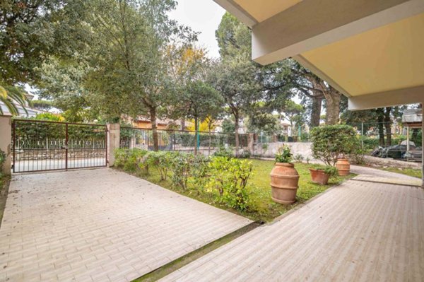 appartamento in vendita a Pisa in zona Tirrenia