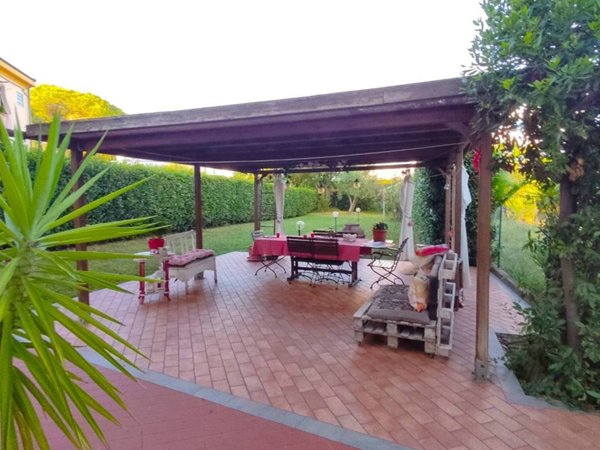 casa indipendente in vendita a Pisa in zona Barbaricina