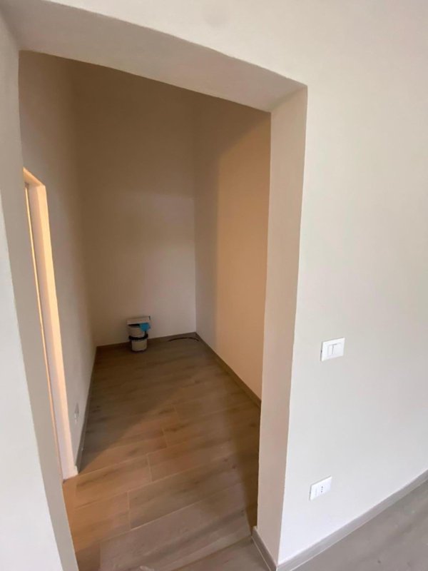 locale commerciale in vendita a Pisa in zona Porta a Lucca