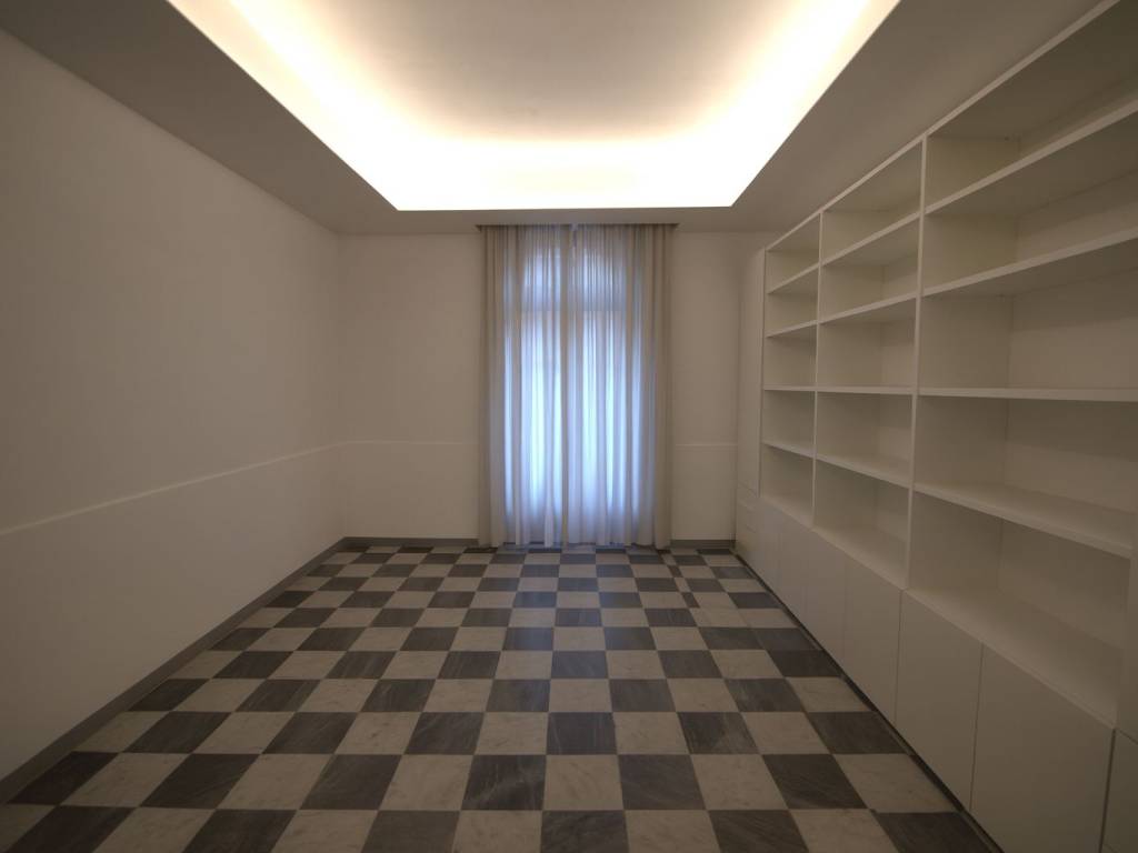 appartamento in vendita a Pisa in zona Lungarni