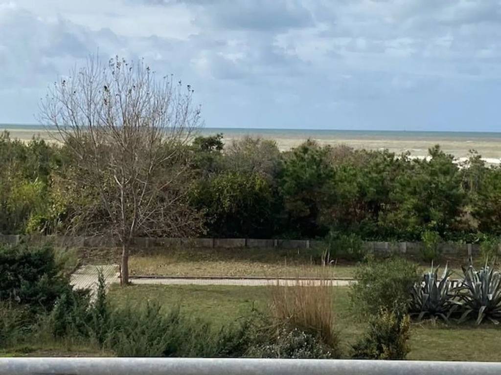 appartamento in vendita a Pisa in zona Tirrenia