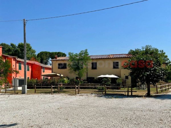 casa indipendente in vendita a Pisa in zona Lungarni