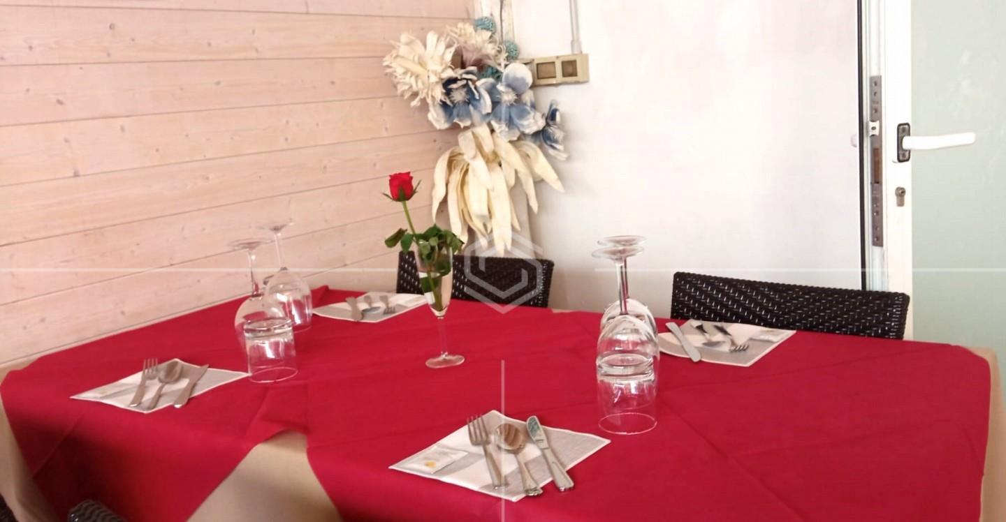 negozio in vendita a Pisa in zona Marina di Pisa