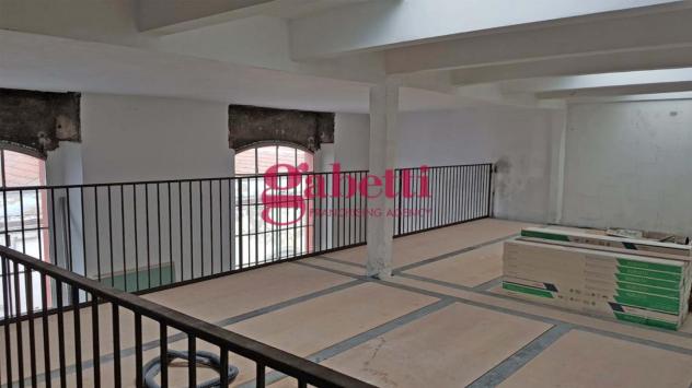 ufficio in vendita a Pisa