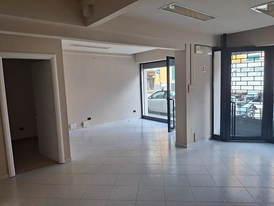 locale commerciale in vendita a Pisa in zona Stazione