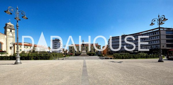 negozio in vendita a Pisa in zona Stazione