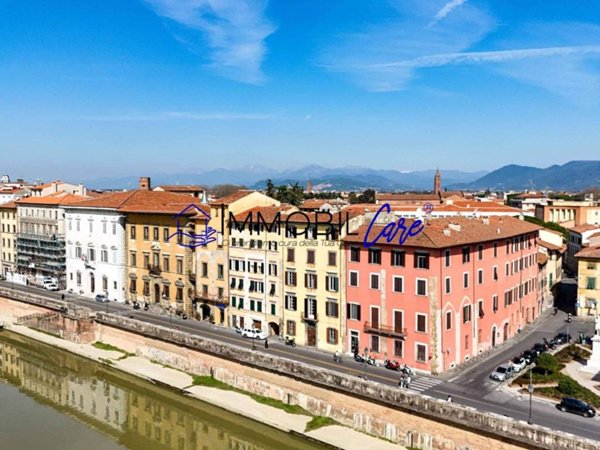 appartamento in vendita a Pisa in zona Lungarni