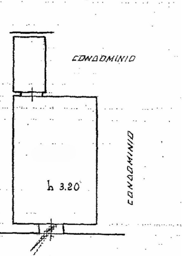 locale commerciale in vendita a Pisa in zona Tribunale