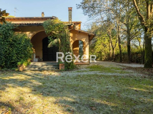 casa indipendente in vendita a Pisa