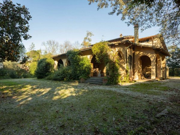 casa indipendente in vendita a Pisa