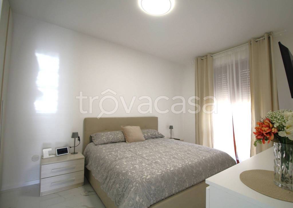 appartamento in vendita a Pisa in zona Lungarni