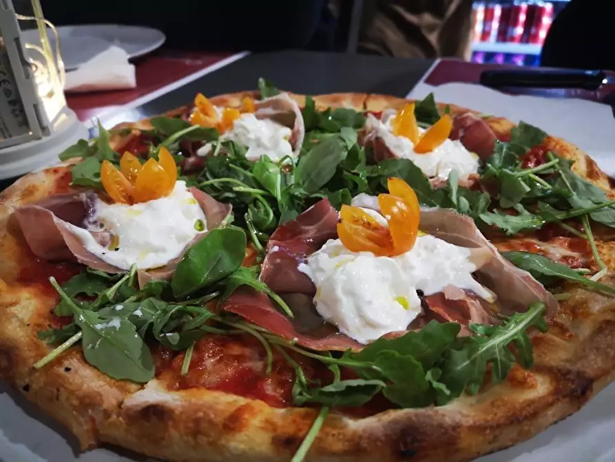 negozio in vendita a Pisa in zona Santa Marta