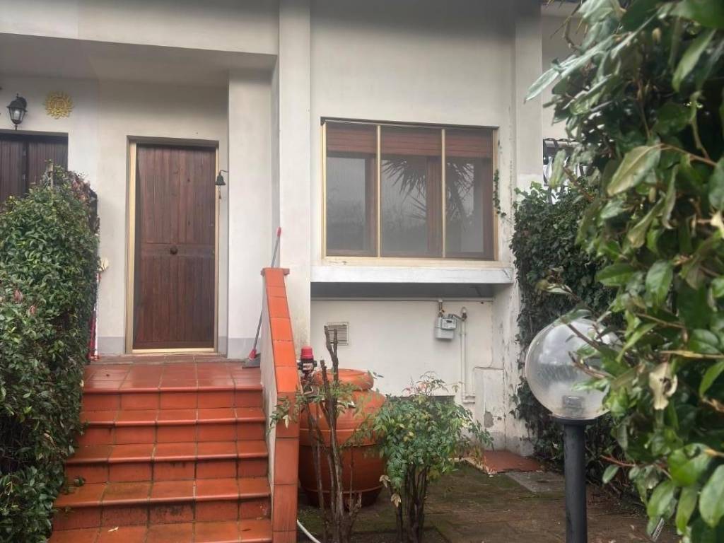 casa indipendente in vendita a Pisa in zona Calambrone